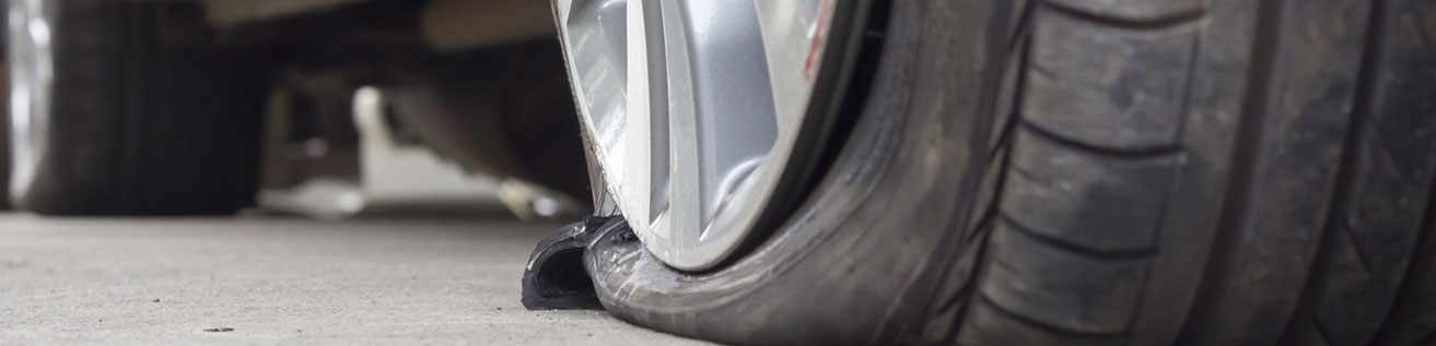 Reifenversicherung – gut versichert im Fall eines Reifenschadens